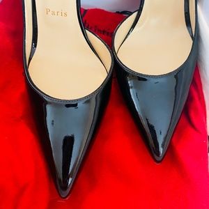 Louboutin patent black leather size 10/40 5” heel